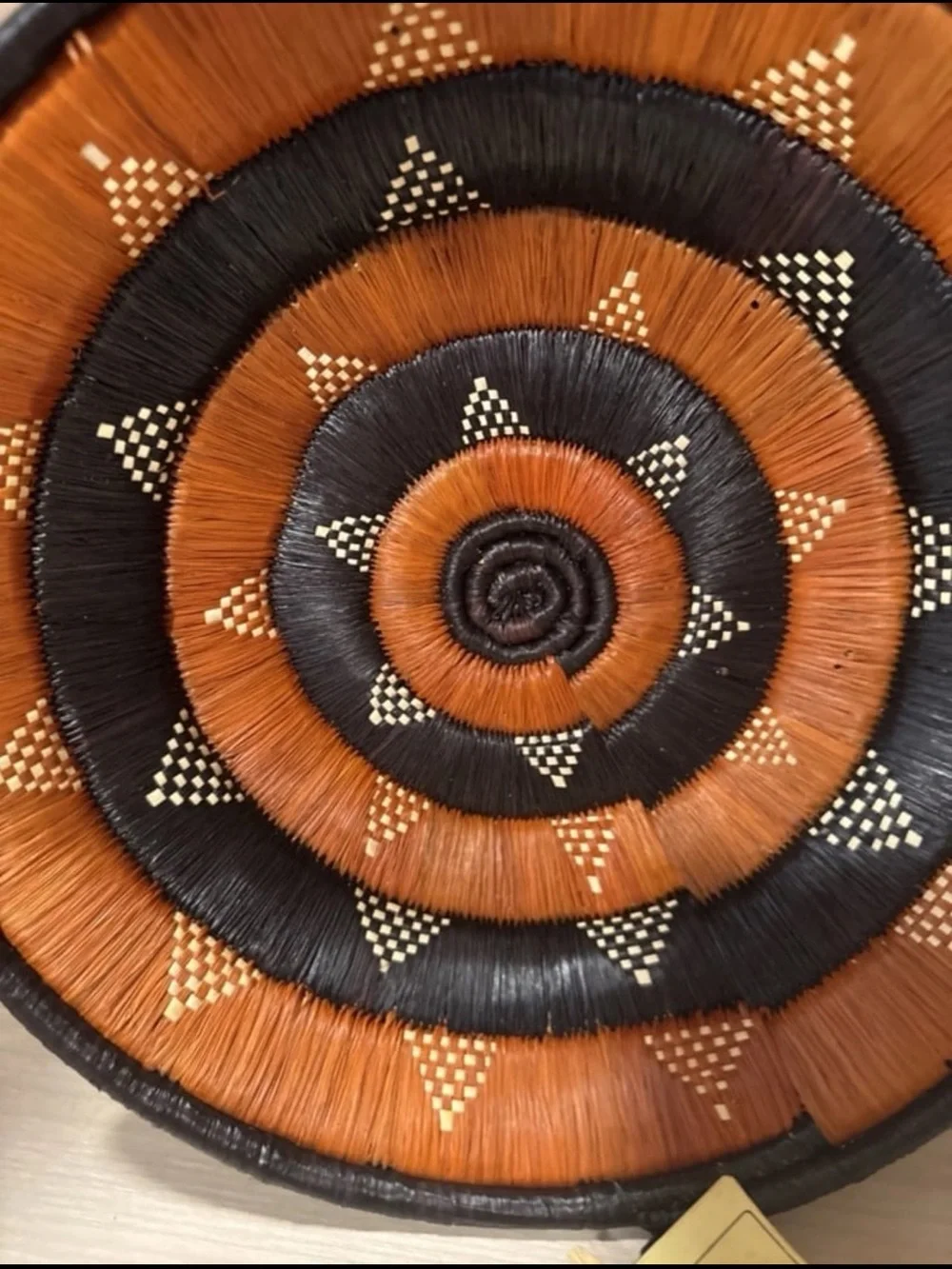 African Basket Bowl Hand-Woven Natural Materials & Dye Boganda - Uganda - Africa